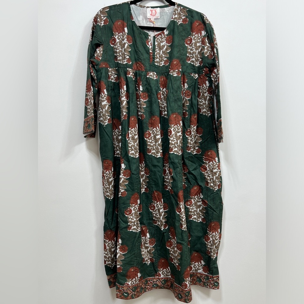 Victoria Dunn XS dress, NWT, midi